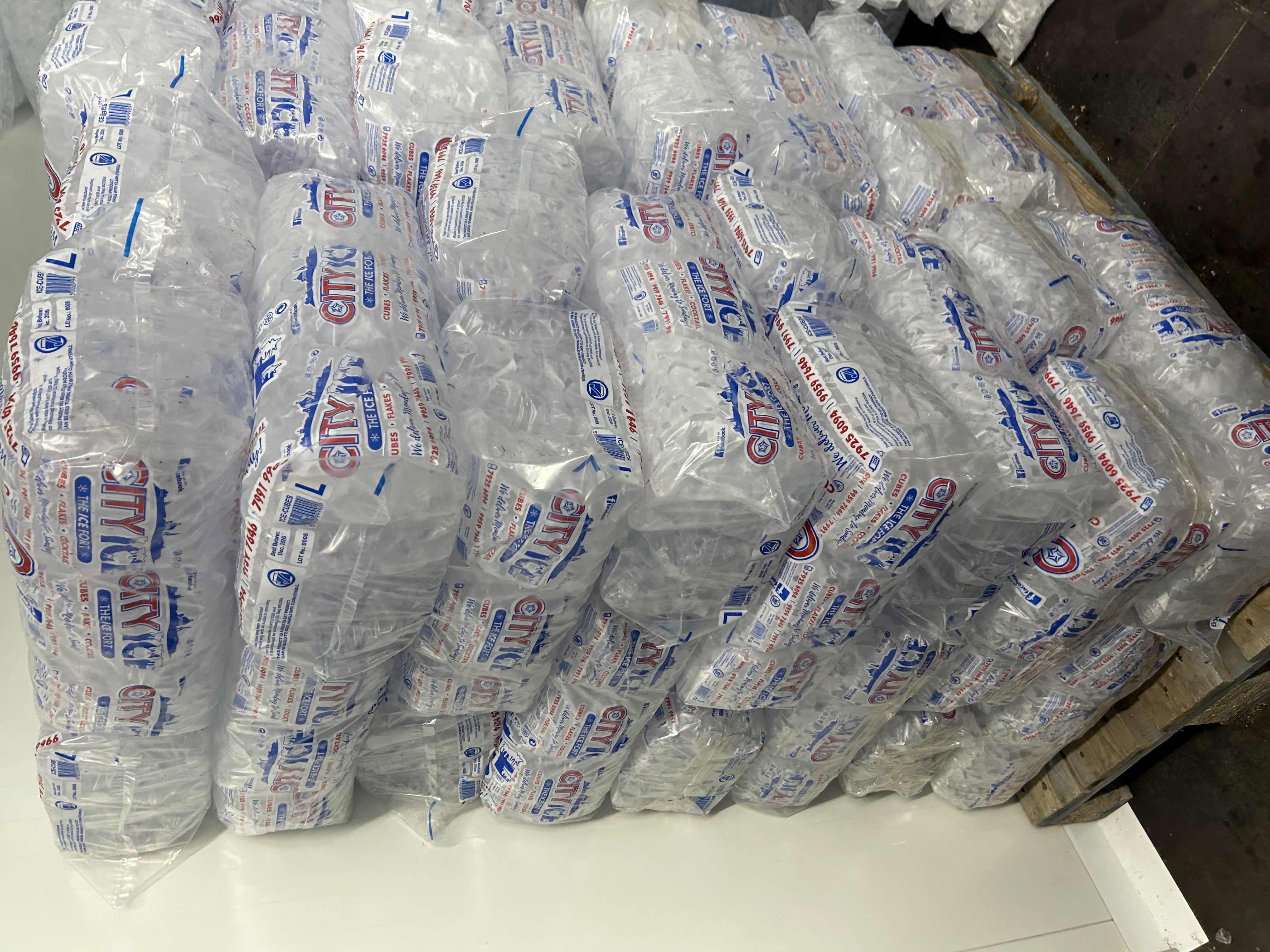 Ice-Cubes (1KG) Case by12pcs Outside BC 5350585999929